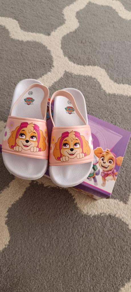 Krasne ako nove slapky 28, 28