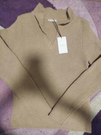 Predám svetrík, gate,s