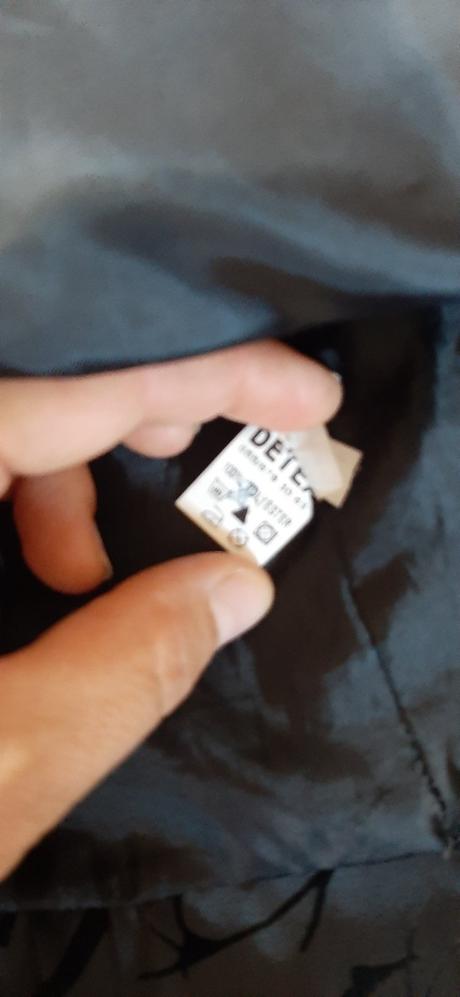 Cierna elegantna suknicka, detex,110