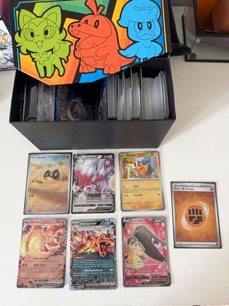 Pokemon elite trainer box, 
