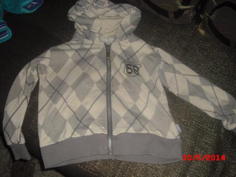 Hnedá mikina - vhodna do skolky 4-5rokov, 110