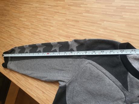 Mikinka pre maleho hrdinu, h&m,134