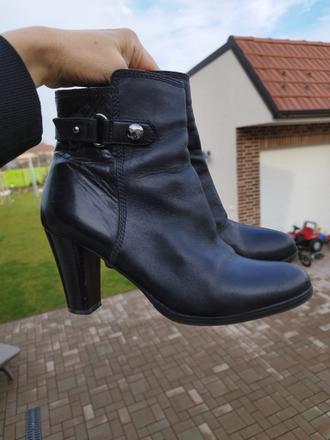 Kožené čižmy ako nové, baťa,38