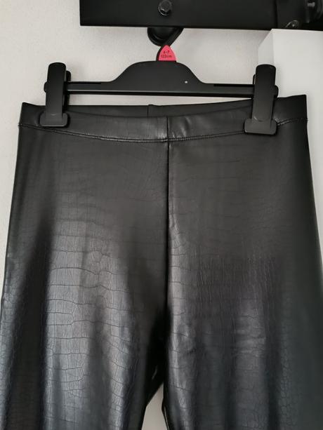Koženkové legíny, h&m,s