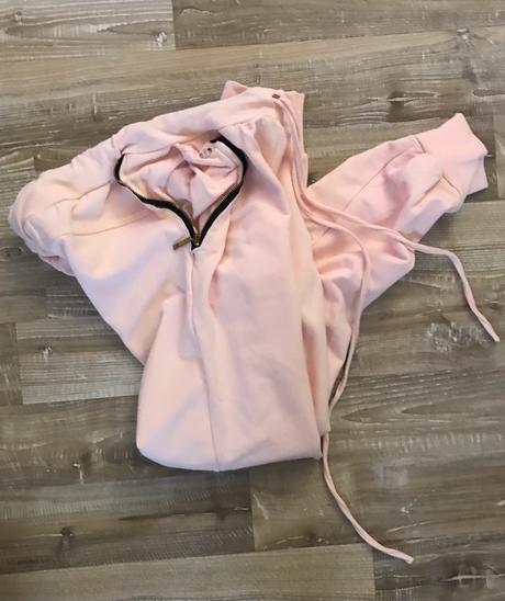 Krásne tepláky,nohavice, m