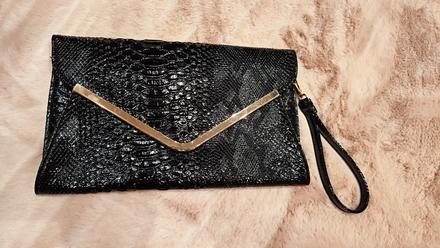 Lesklá listová kabelka,