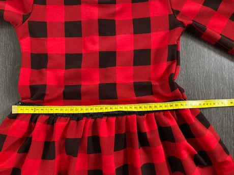 Dievčenské šaty velk.146, 146
