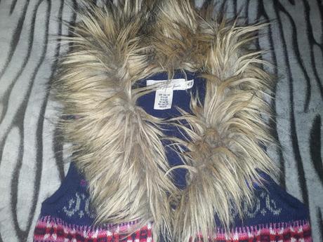 Vlnená vesta s bohatou kozusinou, h&m,140