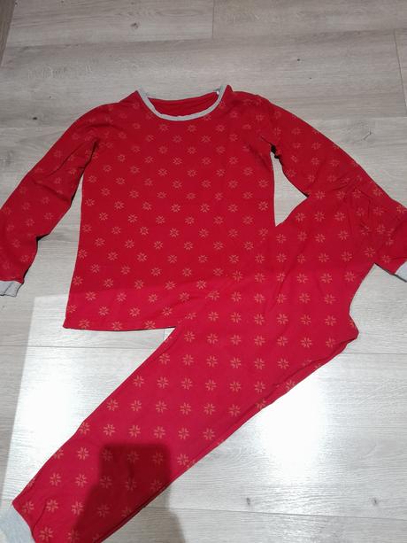 Predám kvalitné pyžamo, tchibo,146
