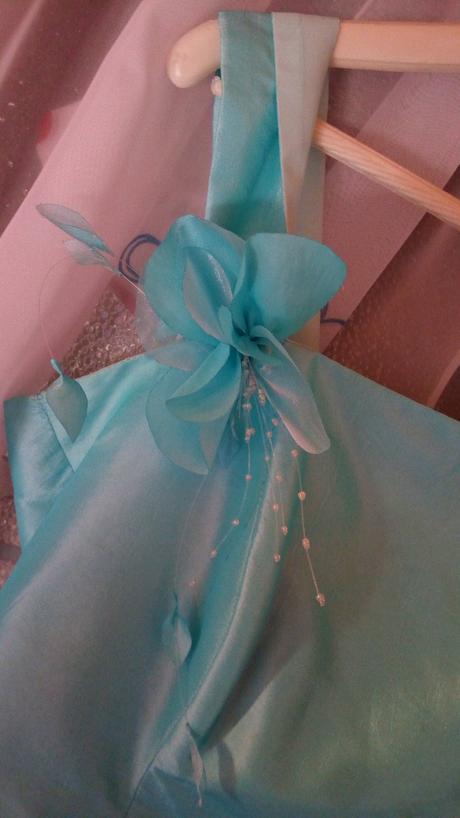 Spoločenské šaty, 44