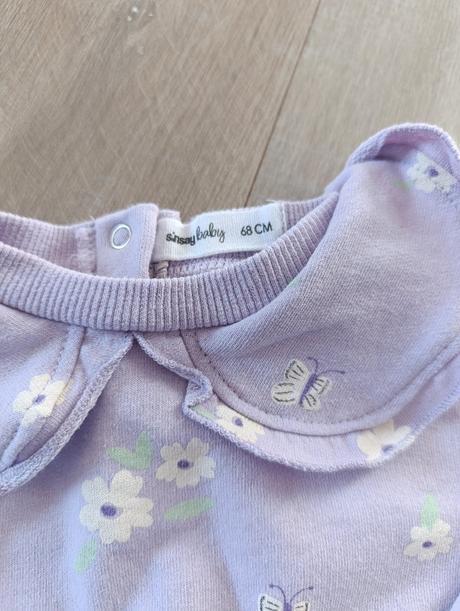 Mikina s kvietkami, sinsay,68