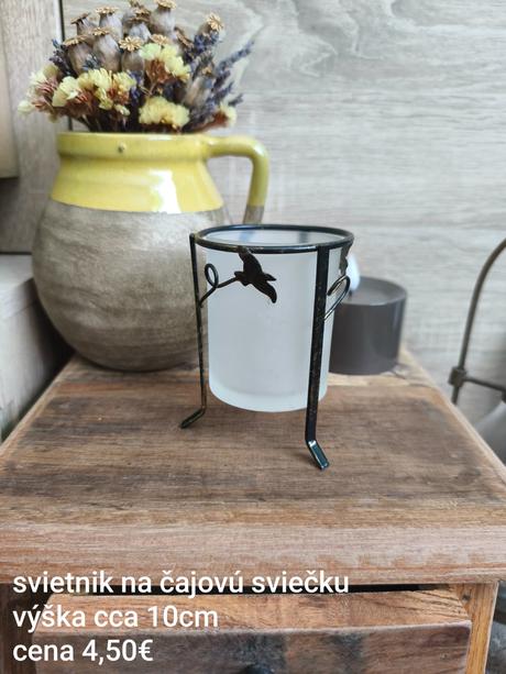 Svietnik na sviečku,