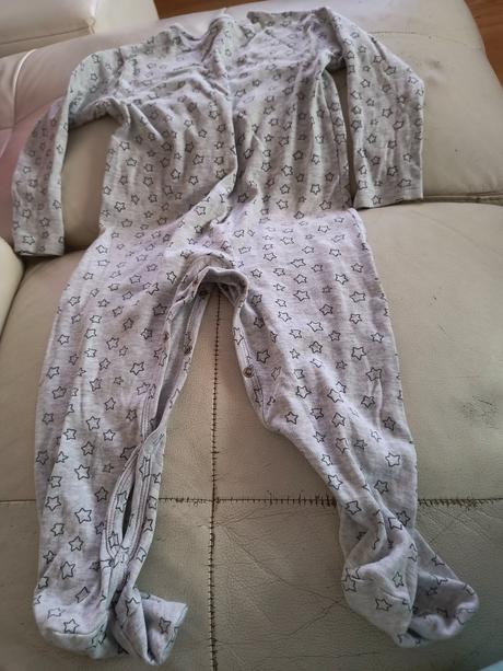 Overal na spanie 98, 98