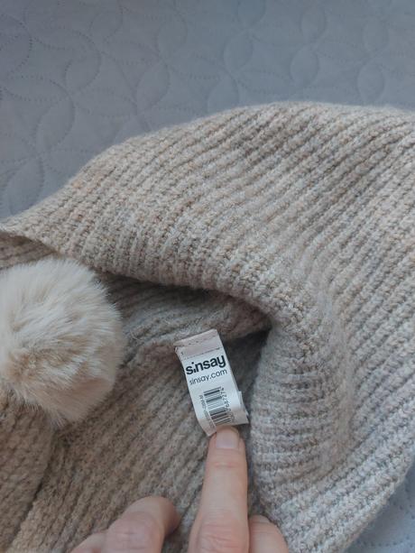 Čiapka so šálom, sinsay