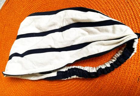 Plážová námornícka čelenka, 