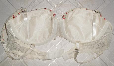 Romanticka kvietkovana podprsenka, 75c