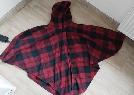 Prechodné pončo, 44