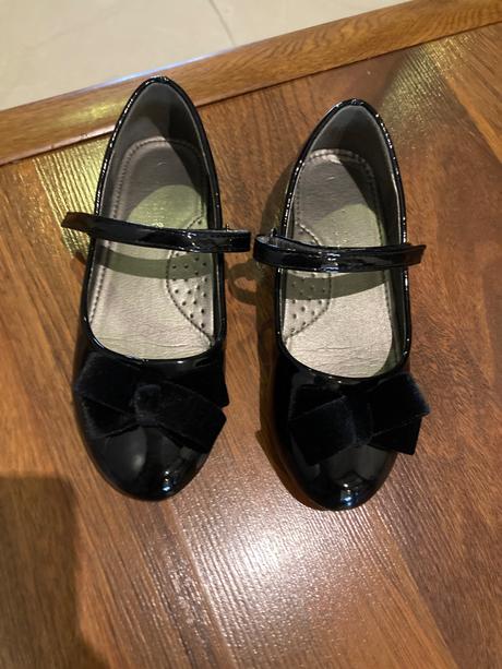 Cierne balerinky, 32