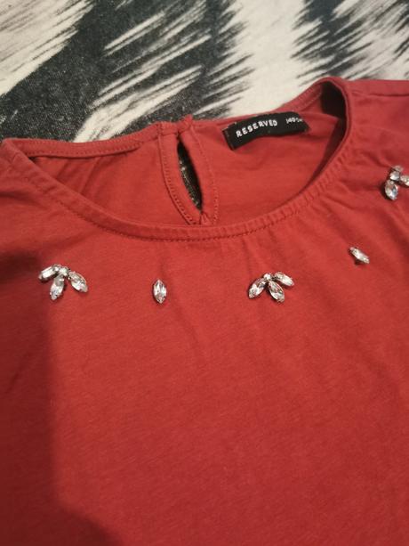 Tricko, reserved,140