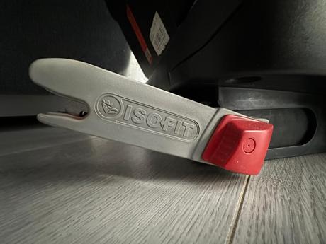 Predám autosedačku britax romer kidfix i size cos, britax