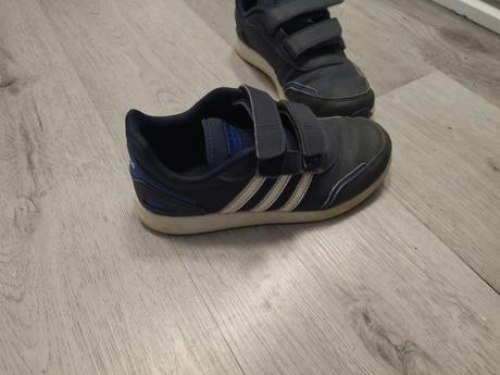 Botasky, adidas,32