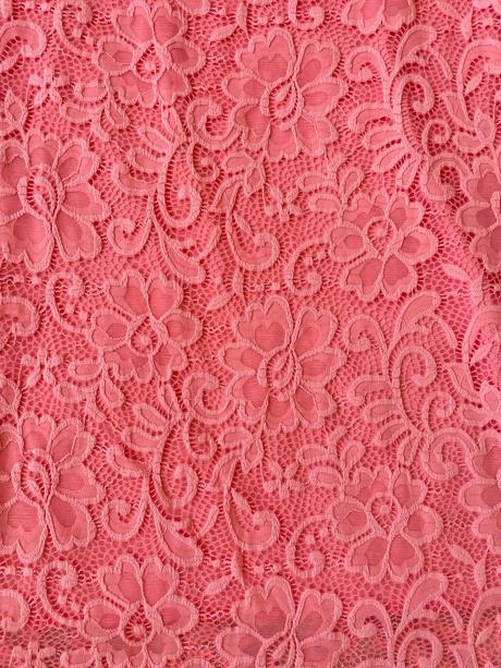 Koralovo ruzove cipkovane saty na ramienka quiz, 44