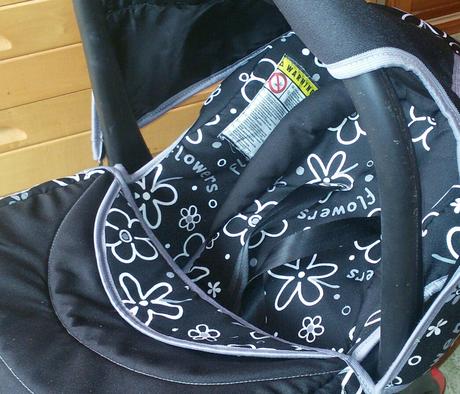 Vajíčko- autosedacka, 