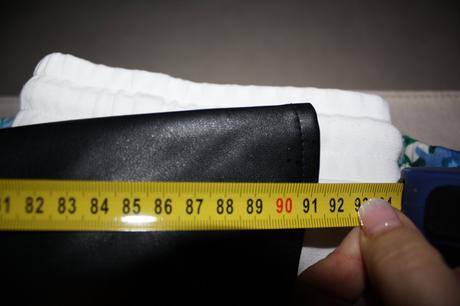 Reserved cierne saty, reserved,s