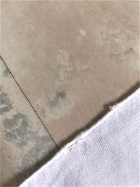 Starý batistový obrus, 