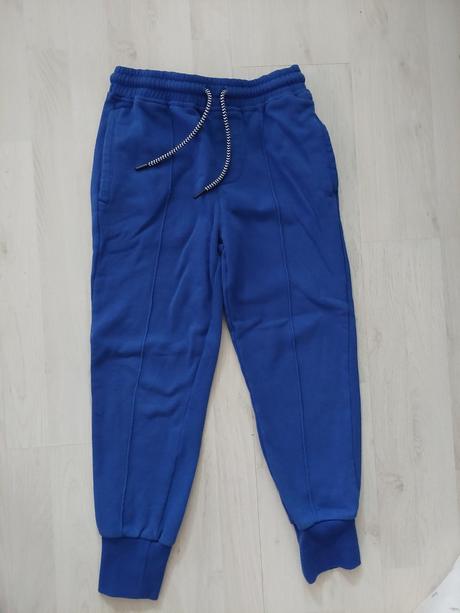 Hrubšie tepláky č.146, reserved,146