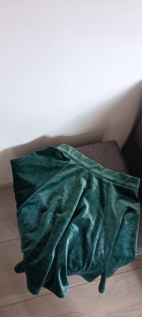 Zamatová, smaragdová sukňa, h&m,xs