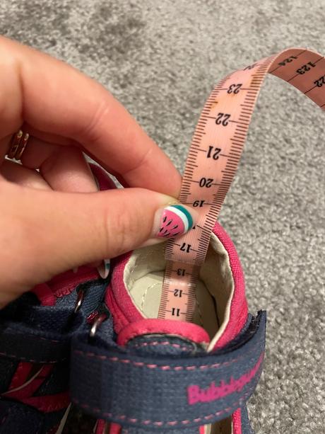 Nenosené papučky, bubble gummers,20