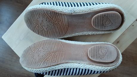 Pasikave bielo čierne balerinky, 36