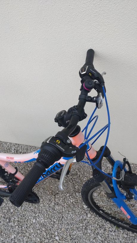 Dětské kolo xenix harry + přilba zdarma, harry,24