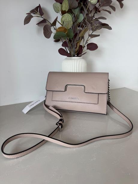 Calvin klein crossbody kabelka, calvin klein