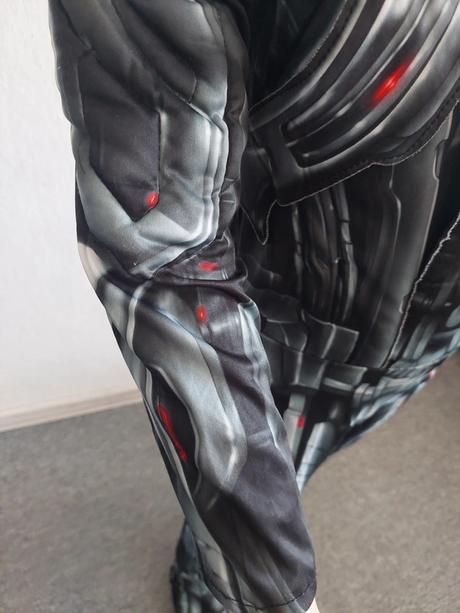 Ultron karnevalový kostým zn.rubies veľ.122-128,