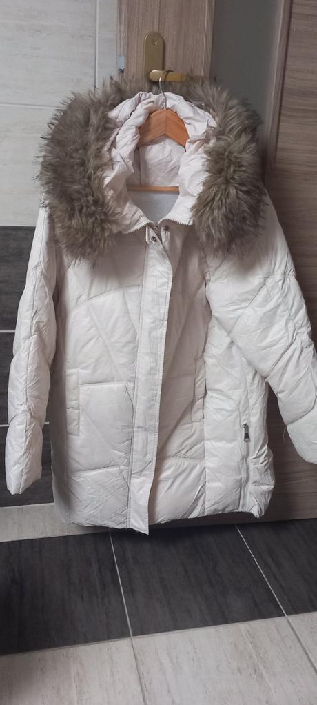 Dámska bunda, 42