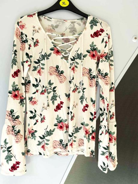 Romantické tričko, amisu,l