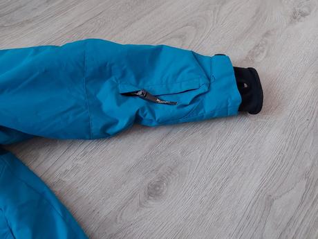 Lyžiarska bunda gimmik, 152