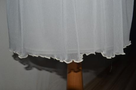 Spoločenské šaty, l