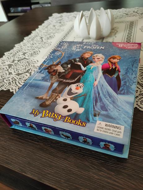 Frozen - kniha a hračka v jednom,