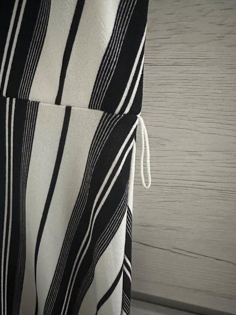 Šaty s opaskom, h&m,s