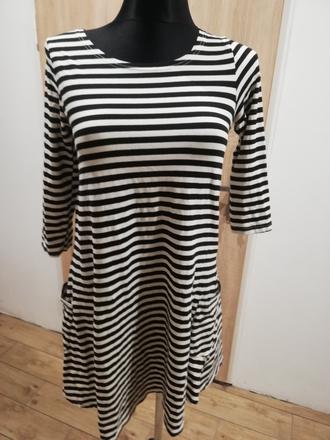 Pásikavé šaty s vreckami, m