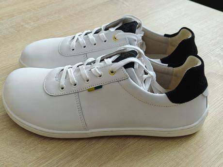 Royale - white & black 42 p135, be lenka,42