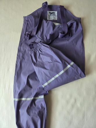 Nohavice do dažďa, lupilu,110