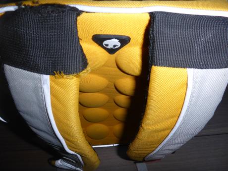 Kvalitná žltá školská taška,