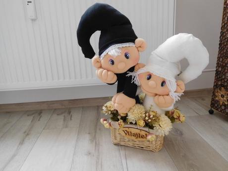 Škriatkovia na privítanie dekorácia ku vchodu, 