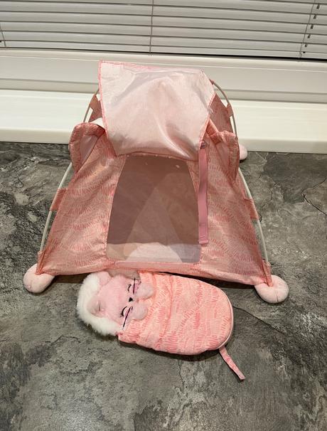 Na na na surprise camping, 