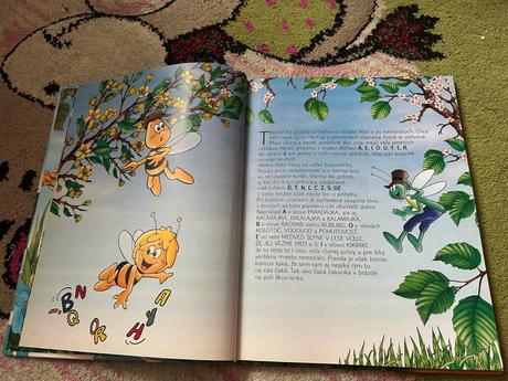 Šlabikár včielky maji,