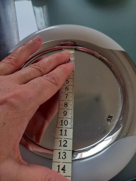 Zrkadlo s osvetlením,